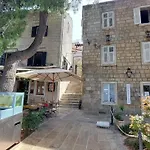 Palace Pernarius Cavtat