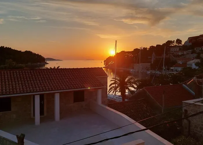 Daire Palace Pernarius Cavtat