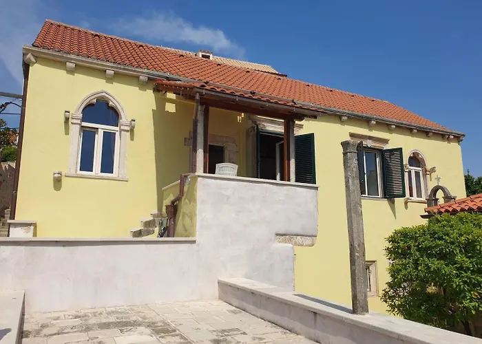 Palace Pernarius * Cavtat